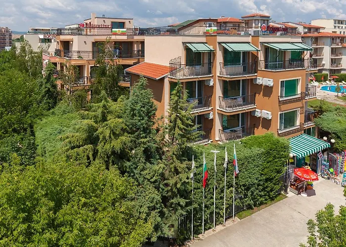 Къща за гости Brigantina 3*