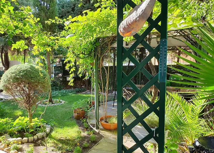 Къща за гости Brigantina Несебър