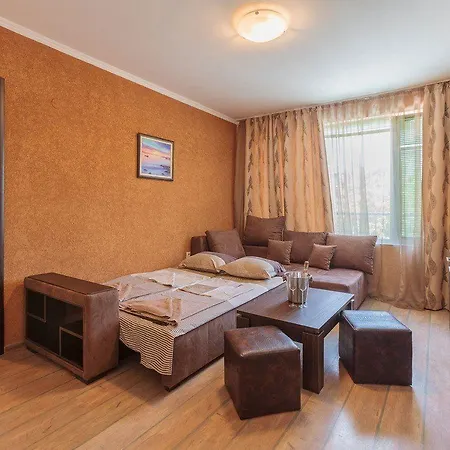 بيت ضيافة Brigantina 3*